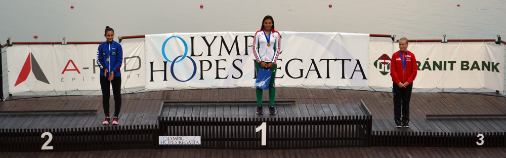 Jessica Zatlkajová (SVK), Viktória Fruzsina Nagy (HUN), Caroline Emilie Faurschou (DEN)